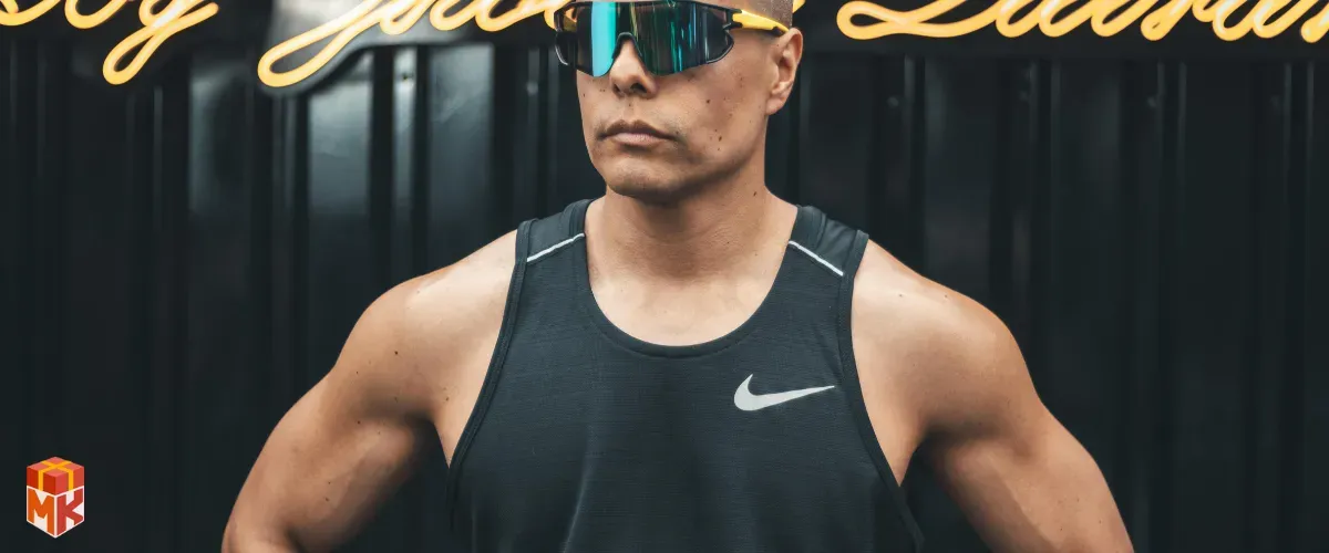 عینک آفتابی مقاوم و اسپرت برای مربی