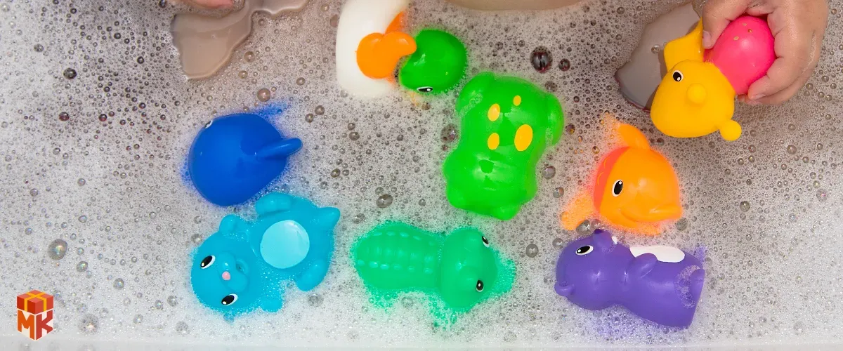 حمام‌بازی‌های شناور