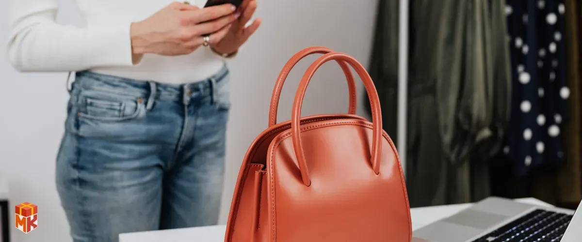 کیف لوازم شخصی و آرایشی رومیزی