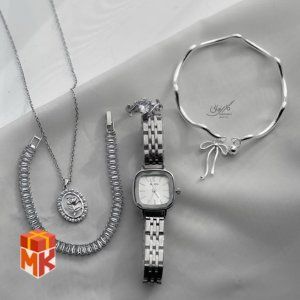 ست هدیه زنانه نقره‌ای مینیمال