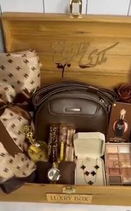 پک هدیه زنانه مدل Wooden 10