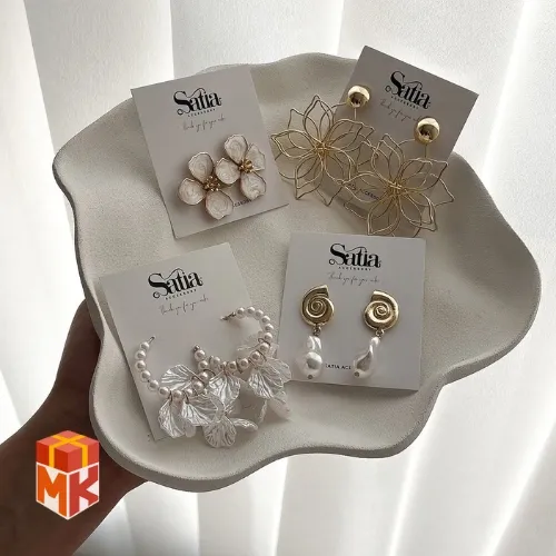 گوشواره زنانه مدل Satia Floral & Pearl