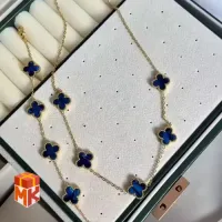 گردنبند زنانه مدل Royal Clover محصول مرتبط