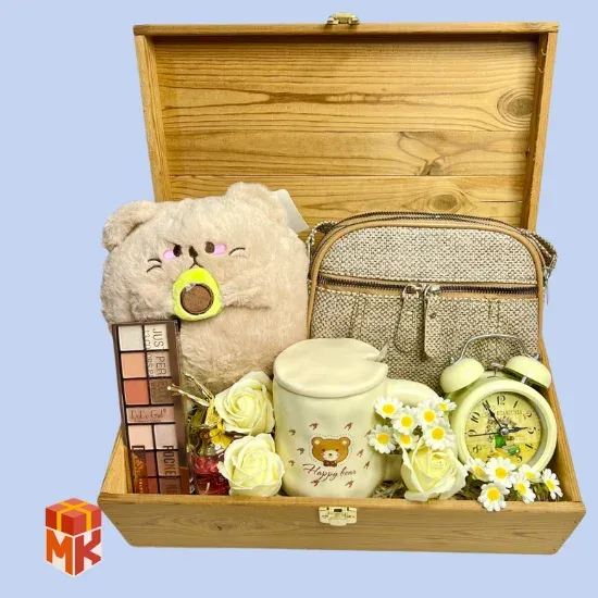 پک هدیه دخترانه مدل wooden 8