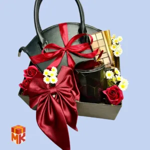 پک هدیه دخترانه مدل red girl
